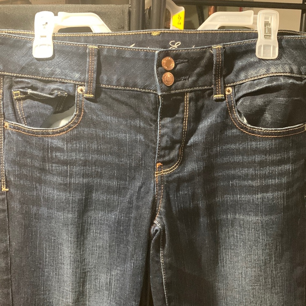 EUC American Eagle cropped jeans